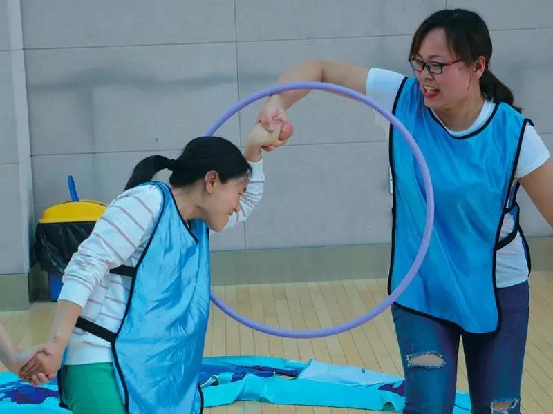 趣玩团建游戏,趣味团建游戏玩法