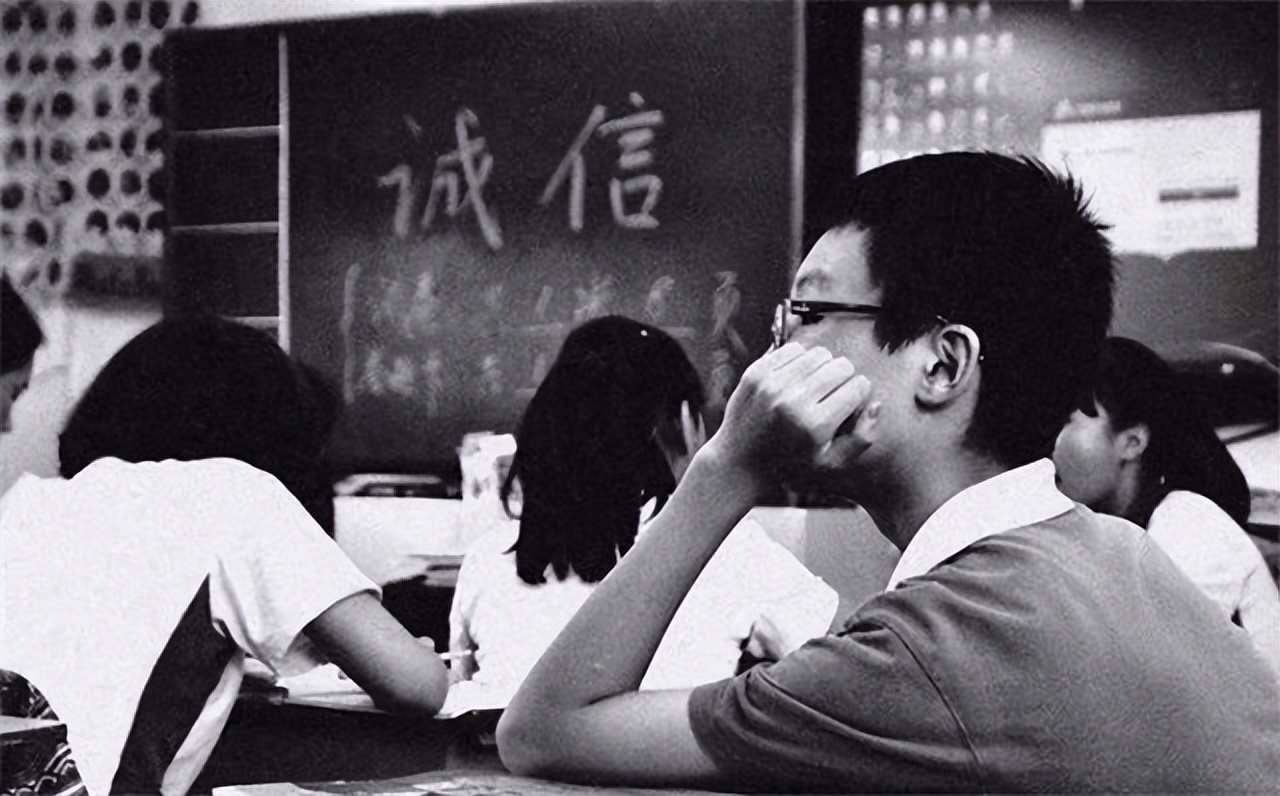 杨仁荣为什么失联,失联九年的高考状元杨仁荣