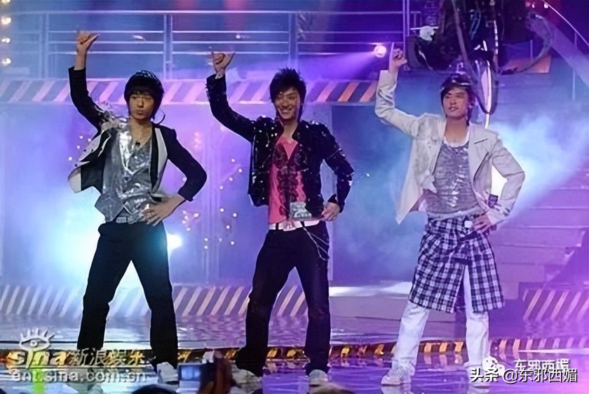 土得掉渣到极致,土得很掉渣