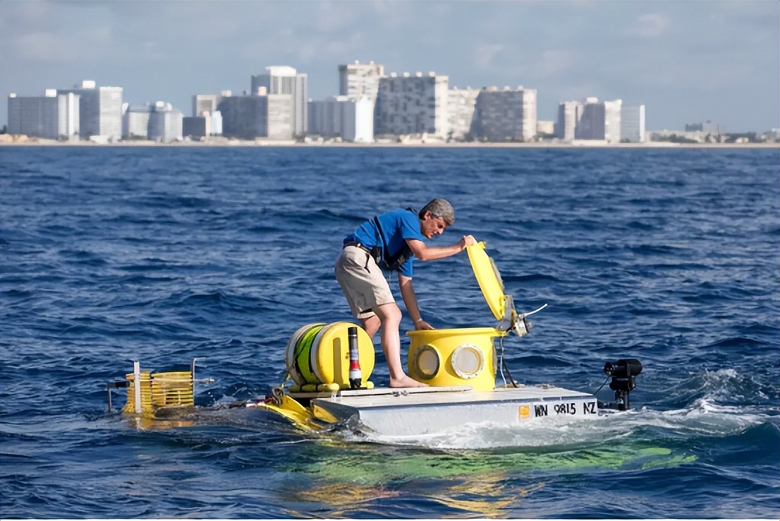 泰坦尼克号残骸观光艇失联现状,泰坦尼克号残骸实拍还有多久消失