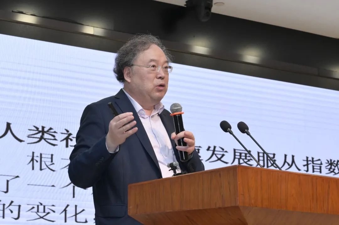 过去现在未来演说,过去现在未来演讲总结语