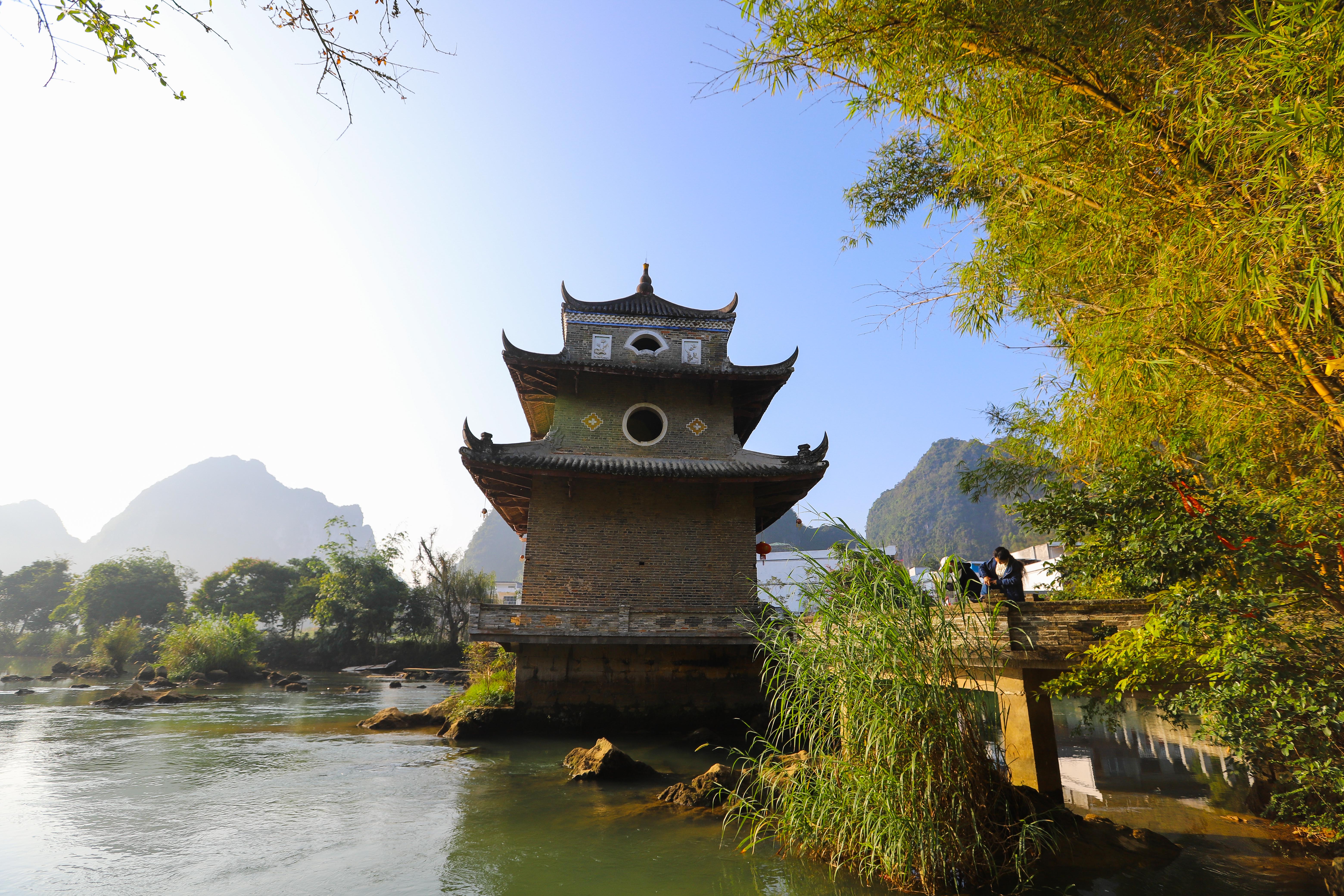 广西最美的旅游小镇,广西春天赏花