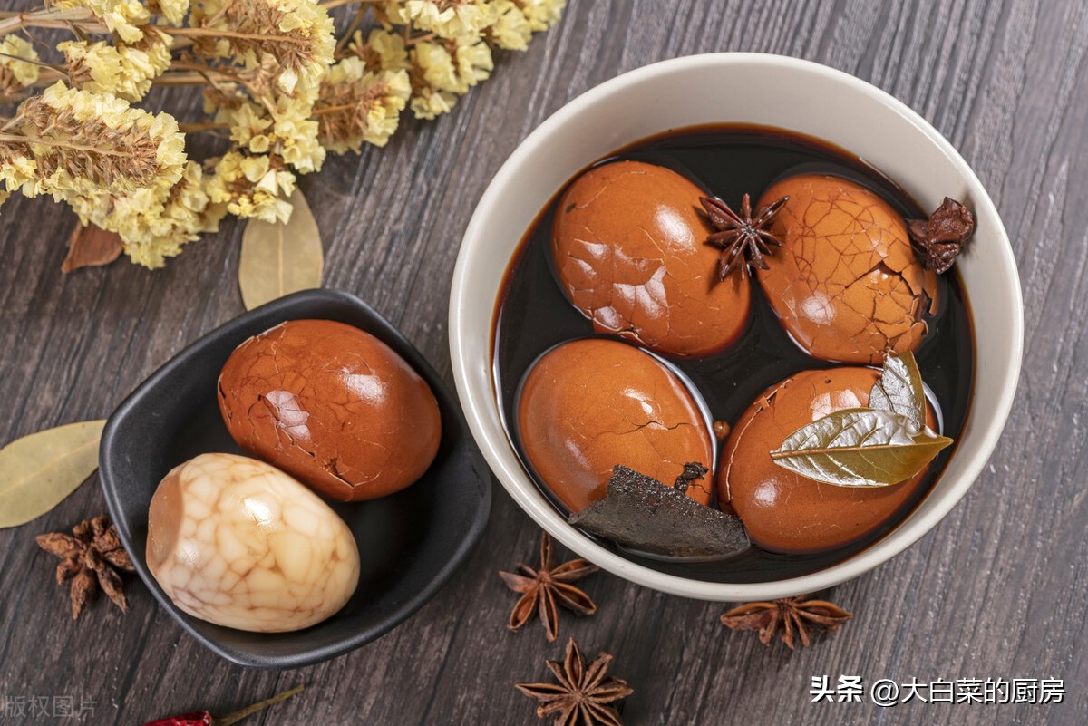 在公司里做茶叶蛋怎么做,自己下班回来做茶叶蛋吃