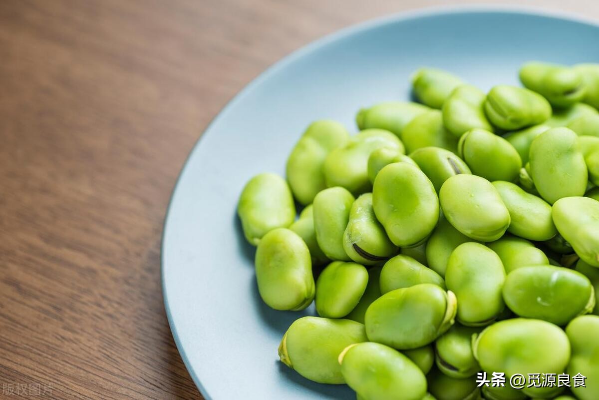 蚕豆保存焯水好还是直接冷冻,蚕豆怎样保存放冰箱吃一年