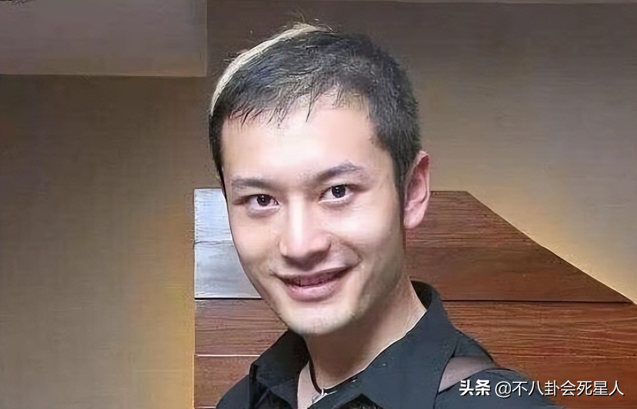 男明星素颜差距有多大张艺兴,张艺兴颜值前后对比