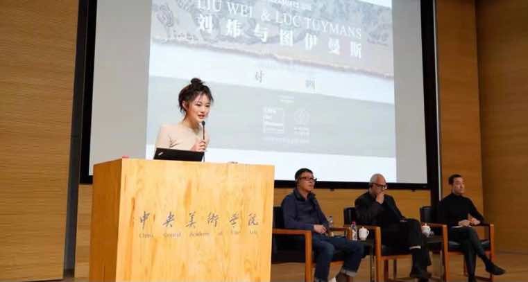 雷宛萤故事,豆瓣女神早期