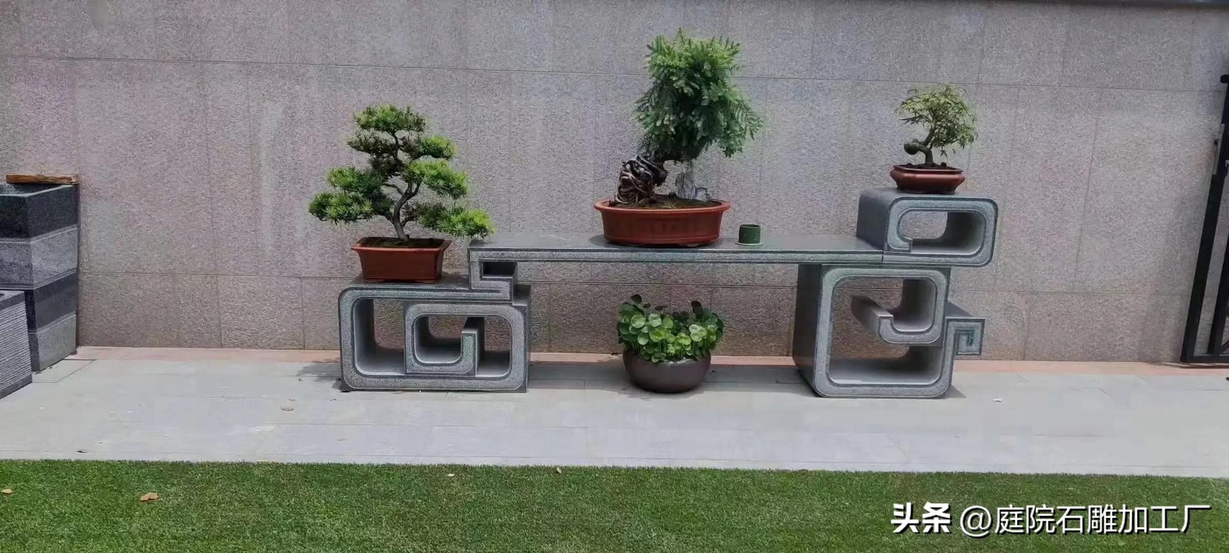 石雕花架庭院摆放效果图,庭院盆景老石板花架