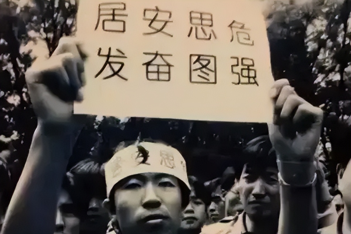 为中华尊严而战！中国最牛红客组织，将*旗国**插在白宫官网