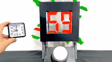 花钱就能+1s,日本人做了个投币式的穿越时光机