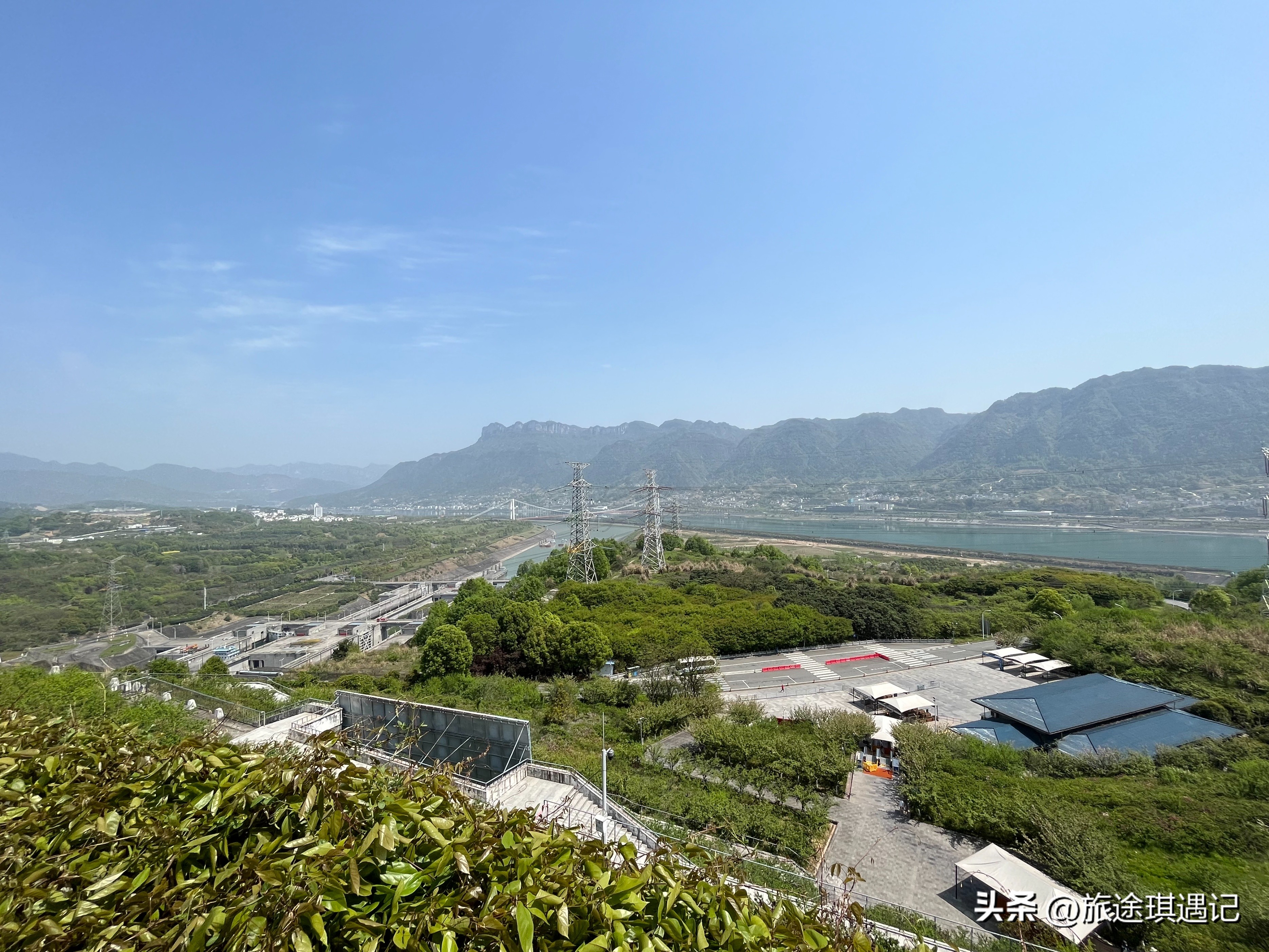 伟大的三峡大坝工程,三峡大坝百万大移民壮观场景