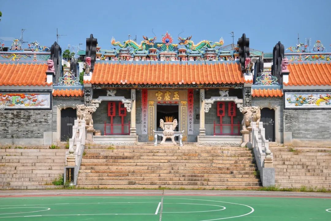 香港自由行攻略必买的东西,香港一日游吃喝玩乐最佳攻略路线