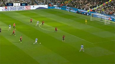 21脚传递换1个进球，曼城给哈兰德做饼到底有多耐心？