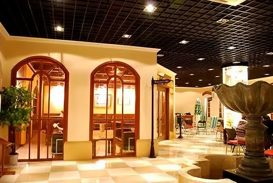 上海工商外国语职业学院招生代码,上海工商外国语职业学院申办本科