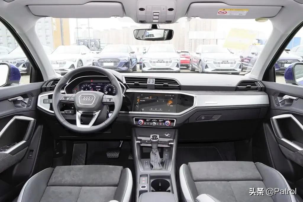 奥迪q32022款1.4t时尚动感型,奥迪q3的35tfsi是1.4t还是2.0t