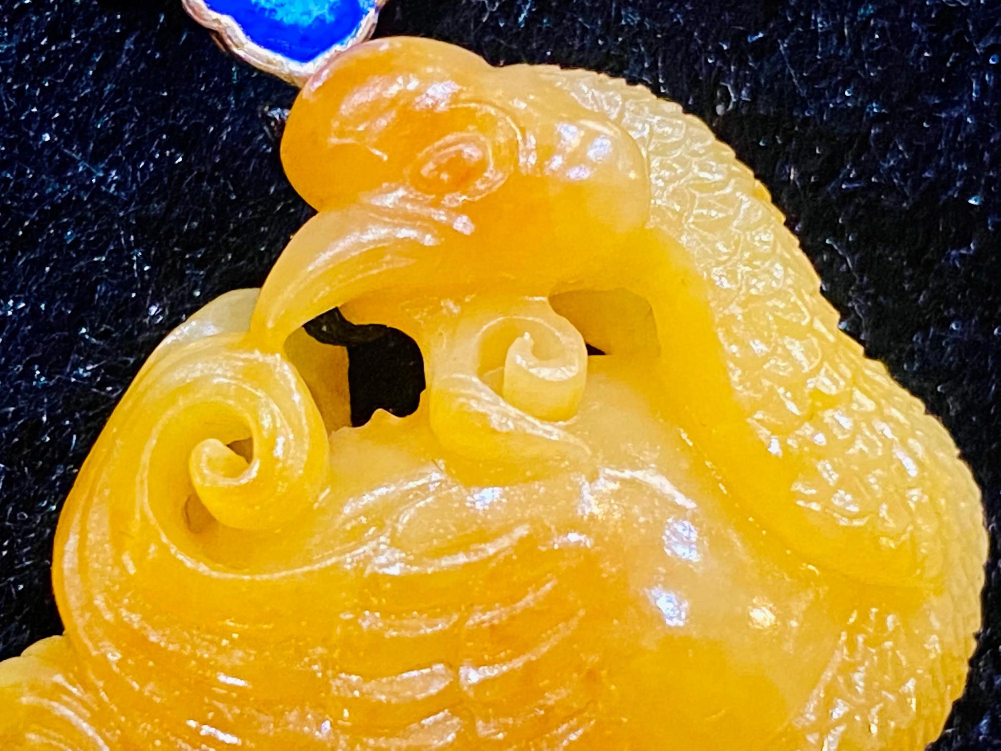 小挂件黄沁籽料,青海料仿黄沁籽料