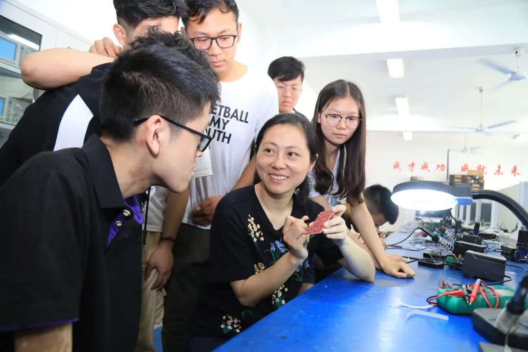 硬核！选择正德的十大理由，每一个都让你心动！