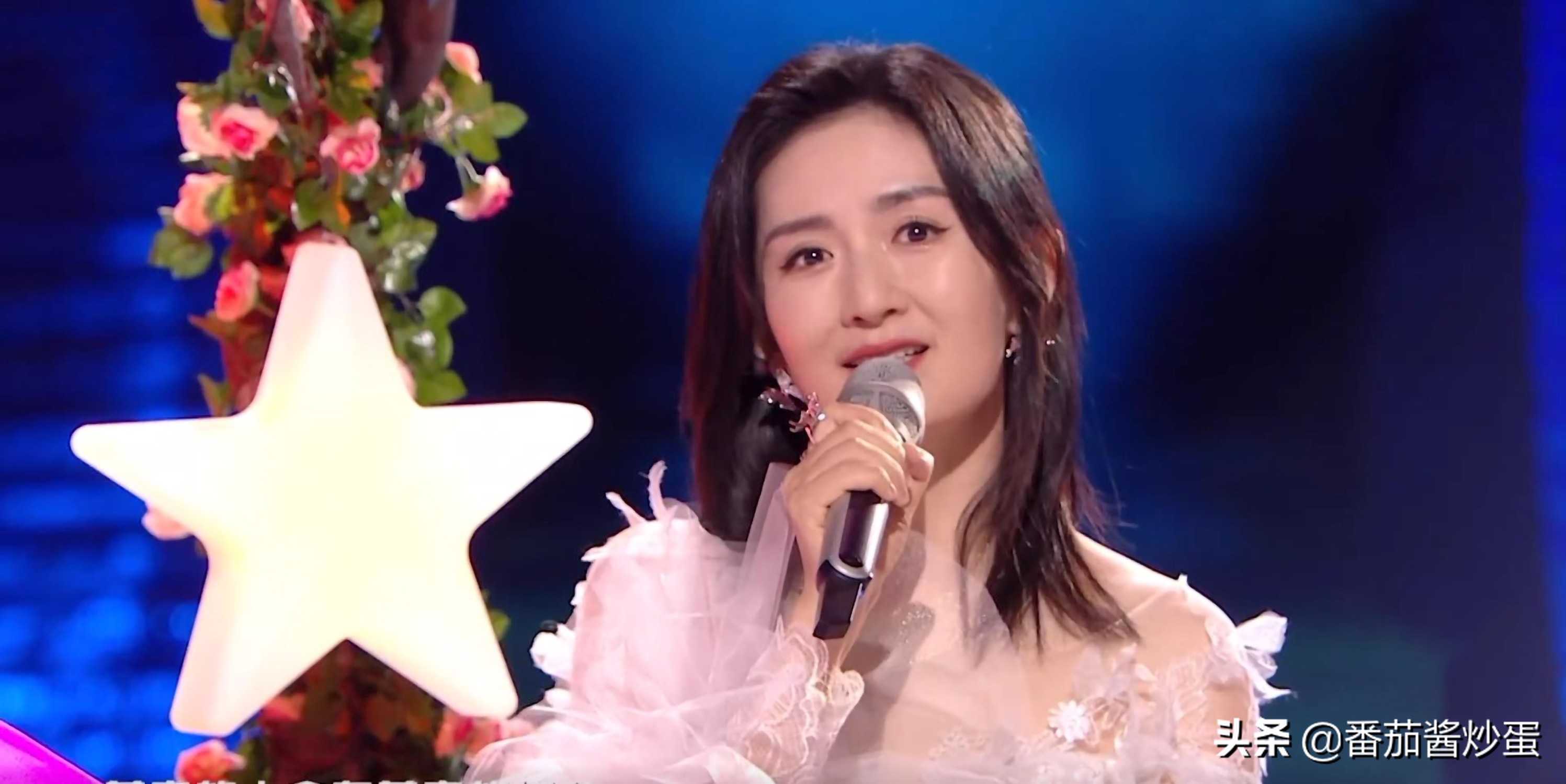 央视跨年收视率稳居第一，湖南卫视主持人阵容大变样，谢娜成歌手