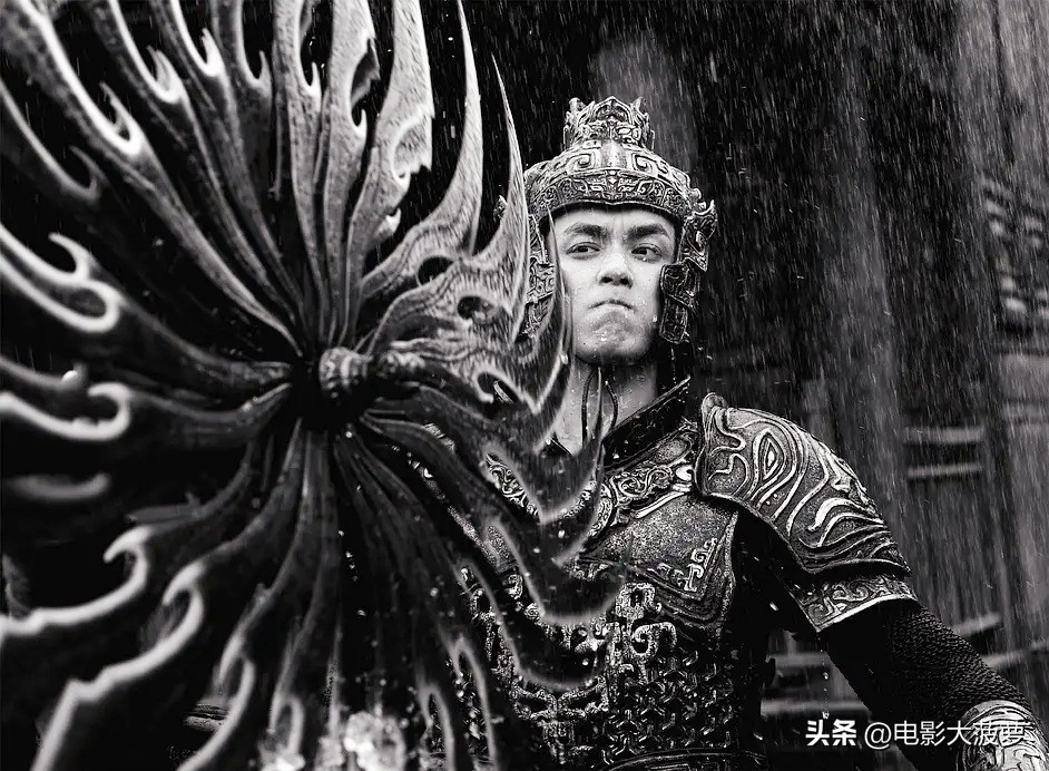 同样跟王鹤棣一起参与综艺的艺人,王鹤棣和周杰伦为什么是一个保镖