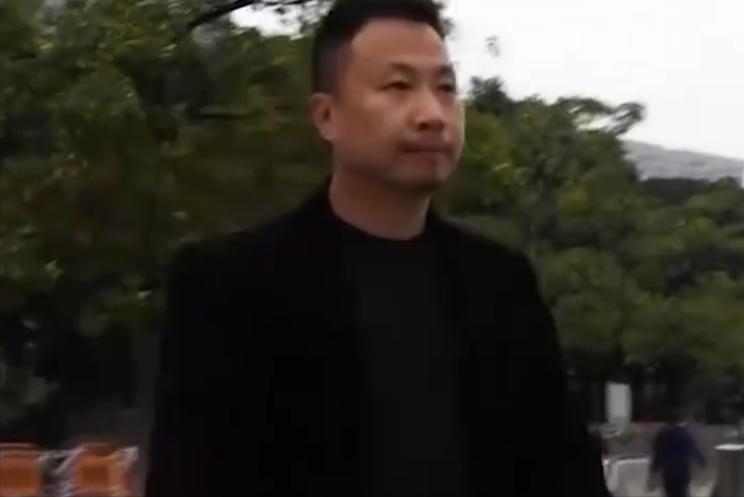 养锦鲤月入百万,靠养锦鲤发家