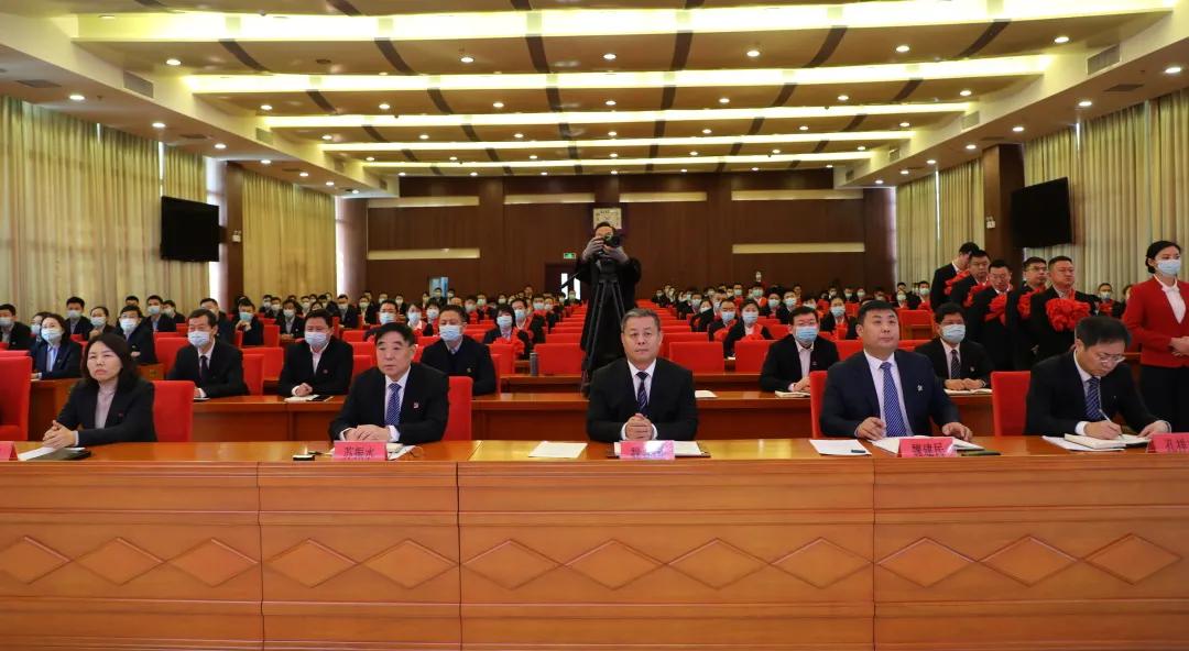 德州市东海集团召开2021年总结表彰暨2022年工作动员大会——跟着东海“打胜仗”