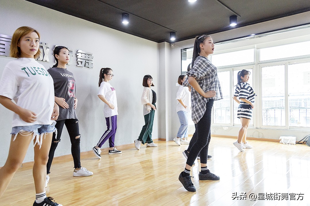 街舞艺考视频教程,街舞艺考技巧组合