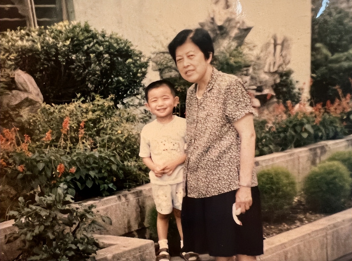 吴冠希开法拉利,吴冠希张常宁时尚新娘