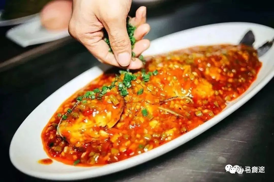 夏季必备菜品鱼肉鲜美回味无穷,家常鱼最好吃的做法川味