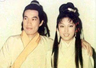 米雪雪梨不同的感情之路,米雪和雪梨是同父同母吗