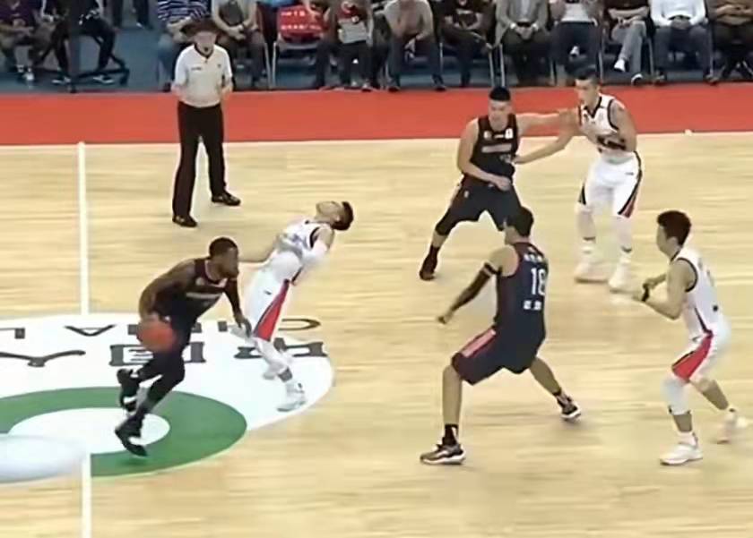 第五场辽粤血战任骏飞能否复出,刘志轩对战辽宁