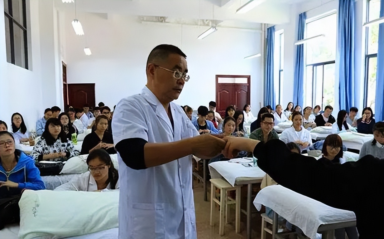 本科大专和高职专业的差距,高校专业和高职专科的区别