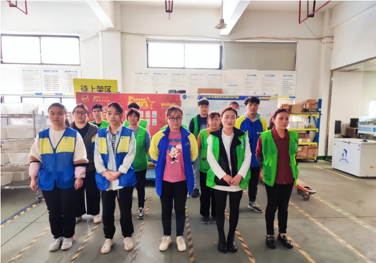 上仓下配+快递24小时发货，中通云仓服务卫龙食品平稳应对大促