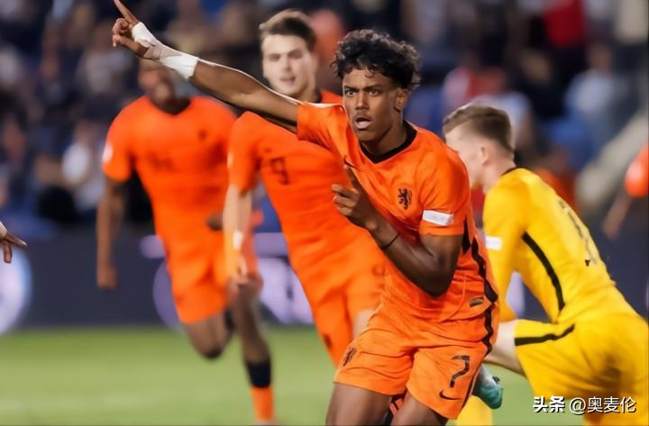 荷兰球队球员最新名单,荷兰国家队的主力后卫
