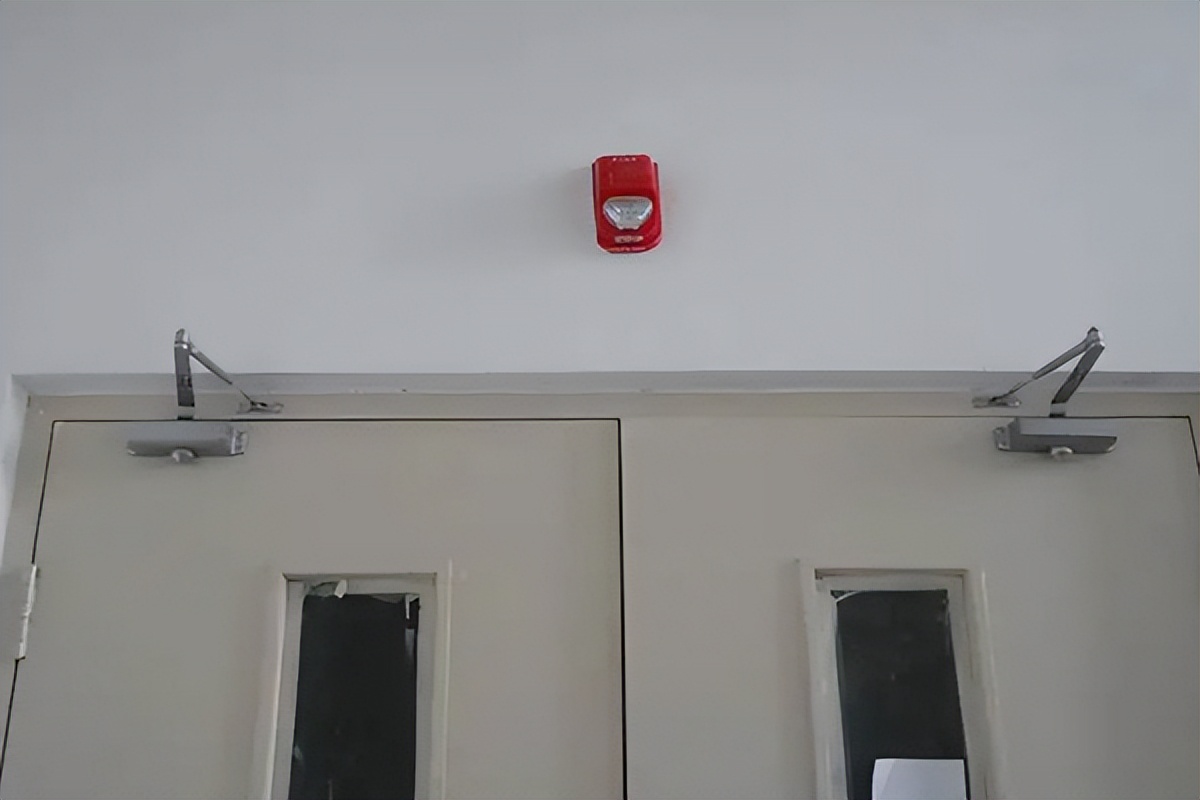 铝合金门闭门器哪个牌子最好,闭门器哪个品牌性价比高