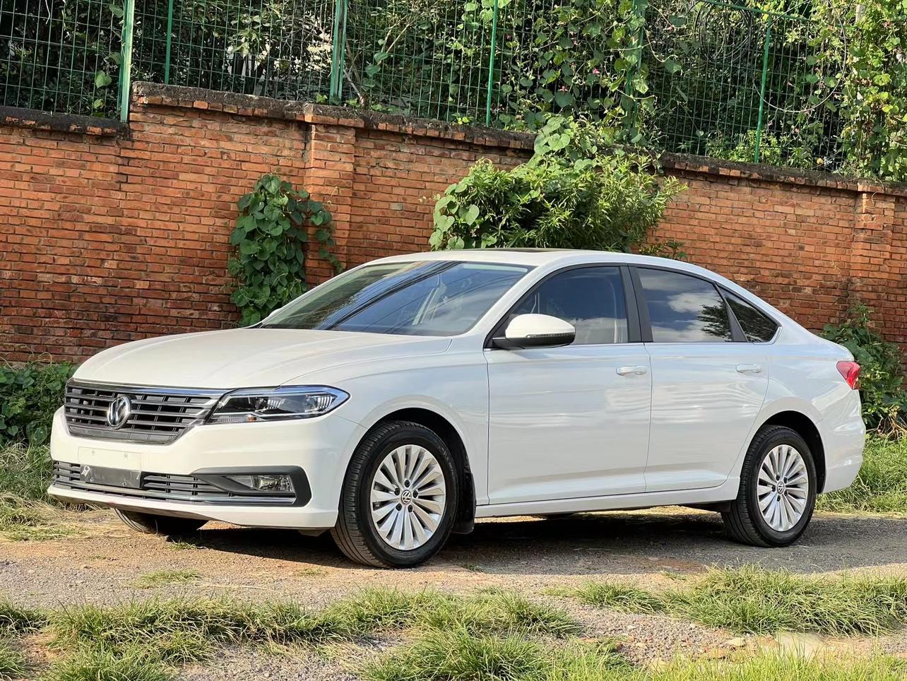 宝来保值率高还是朗逸保值率高,2017朗逸二手价目表