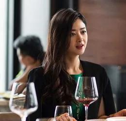 欢乐颂樊胜美和曲连杰吃饭,欢乐颂曲连杰送樊胜美东西多少钱