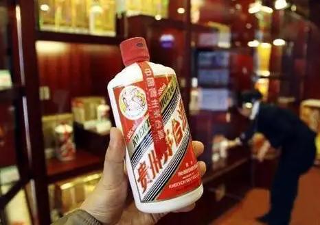 茅台王子和飞天迎宾哪个更像飞天,茅台酒和迎宾酒的区别怎么选