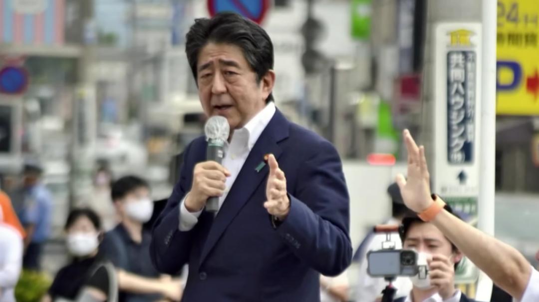 安倍晋三遇害背后：政要遭刺杀有迹可循吗？