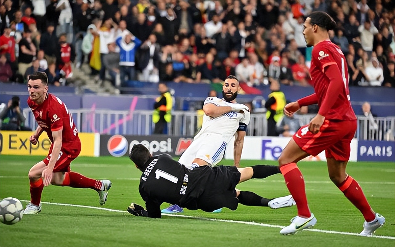 欧冠决赛本泽马的进球越位吗,本泽马欧冠进球为什么有效