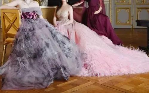 引来16000人围观，试衣间的“假干净”揭开了某些人的虚伪的面具