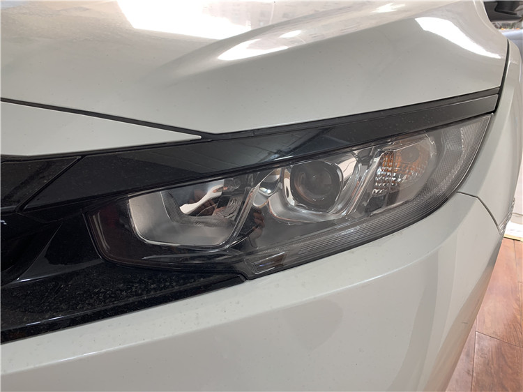 十代思域近光灯换led灯泡效果,思域原厂透镜换led灯如何
