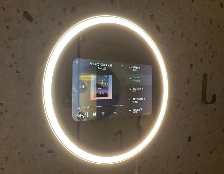 美的格力小米冰箱哪个好,格力晶弘225升三开门冰箱质量怎样