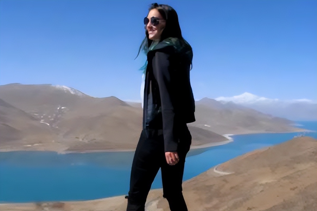 美国小妞游中国,美国恬妞游中国