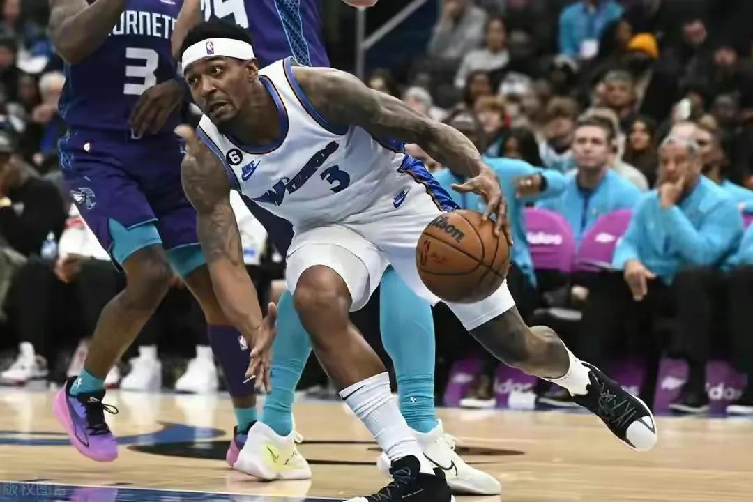 本赛季保罗遗憾瞬间,新赛季保罗乔治因伤缺席几周比赛