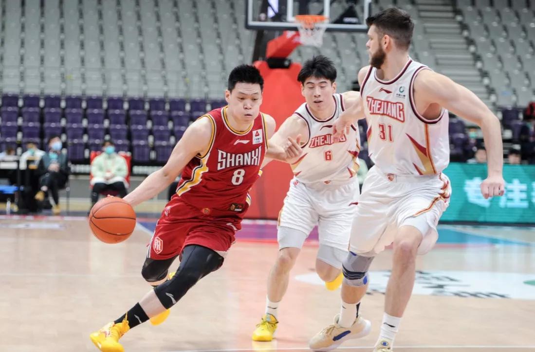 cba第一年祝铭震和张宁数据,cba比赛张宁vs郭艾伦