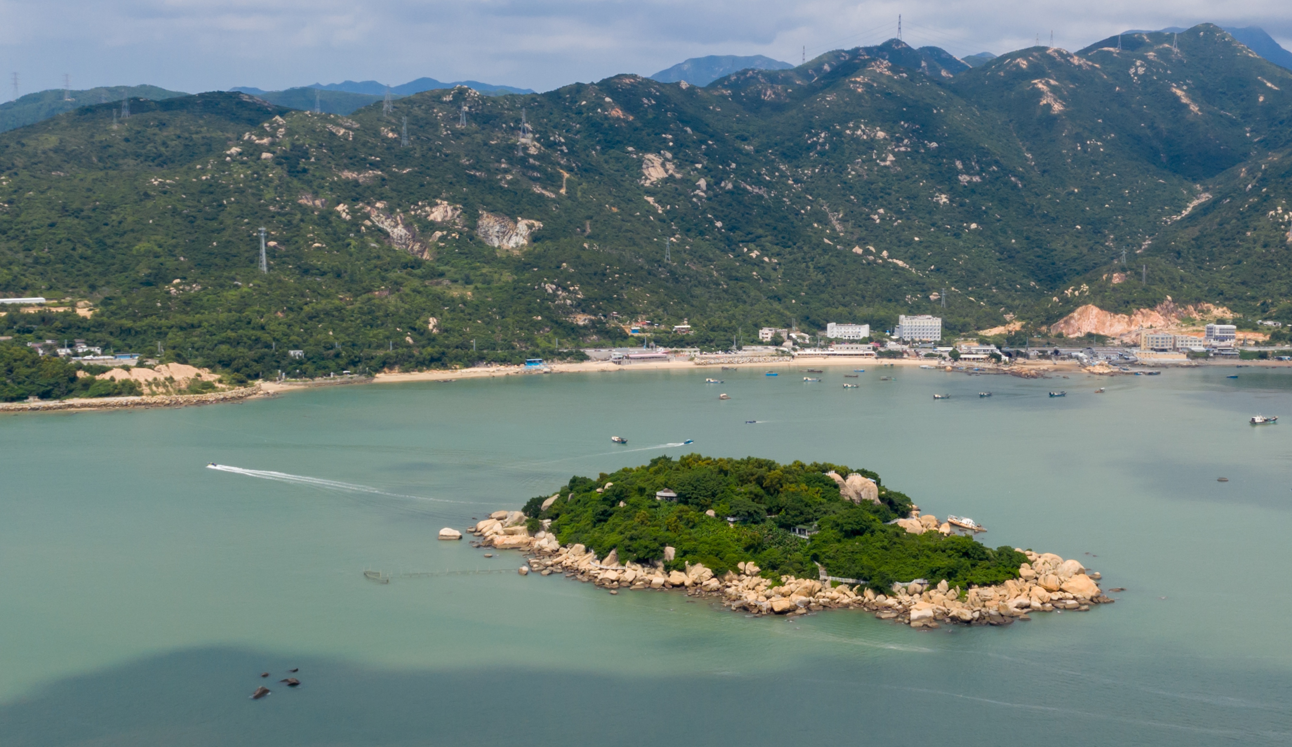 广东丹霞山风景旅游攻略,广东赏雪旅游景点推荐