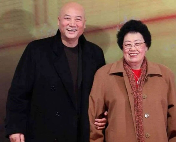 1990年唐僧结婚照片,唐僧娶49岁二婚富婆