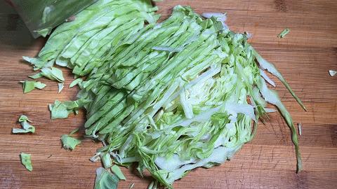 用圆白菜包肉馅做法大全,用圆白菜做菜包