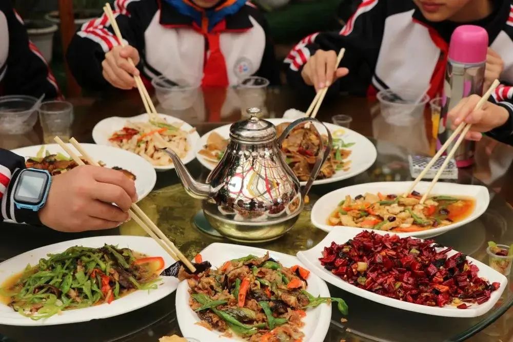 陕南旅游必备美食攻略,五一游吃什么食物