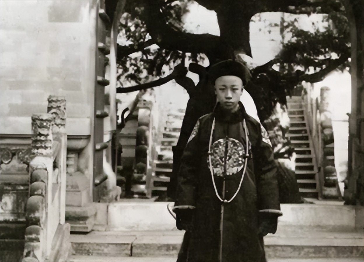 孙殿英盗慈禧太后的墓全过程,孙殿英盗慈禧墓真实记载