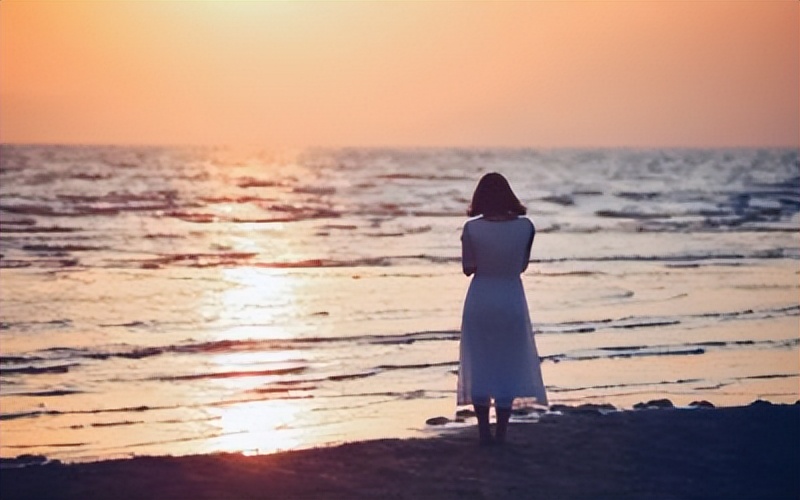 女人后半生最舒服状态是富养自己,女人要富养自己